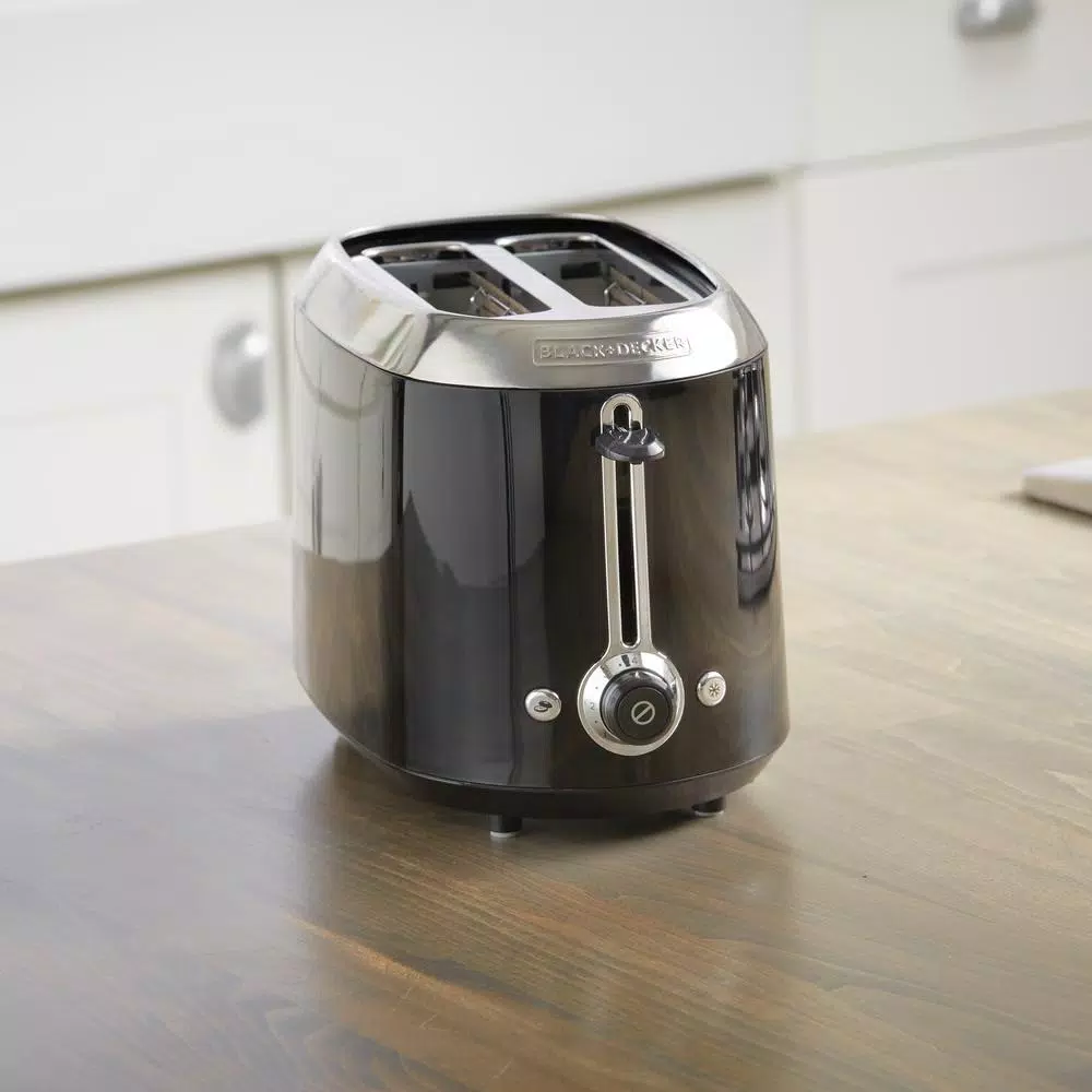 Toasters BLACK+DECKER 2-Slice Black Wide Slot Toaster With Temperature Control 4 Toasters BLACK+DECKER 2-Slice Black Wide Slot Toaster With Temperature Control - Image 4